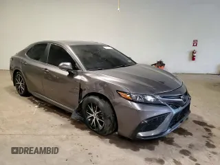 2023 Toyota Camry SE z VIN 4T1G11BK9PU083121, wystawiony jako Copart lot #58724145 z przebiegiem 29 991 mil mil oraz Szkoda całkowita • Salvage title. Historia ofert i sprzedaży dostępna na DreamBid. Obrazek 14.