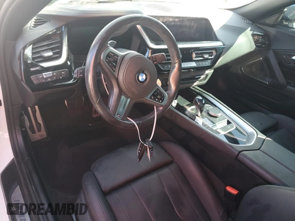 2021 BMW Z4 sDrive30i with VIN WBAHF3C09MWX24087, listed as a Copart auction lot 73919214 with 0 mi miles and Salvage Title. Bid and sale history available at carsss.com. Image 8.