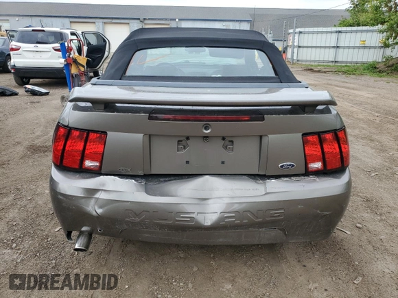 2002 Ford Mustang Deluxe с VIN 1FAFP44422F128062, выставлен на аукционе Copart как лот 57081075 с пробегом 85 392 миль миль и Чистый • Clean title. История ставок и продаж доступна на DreamBid. Изображение 6.