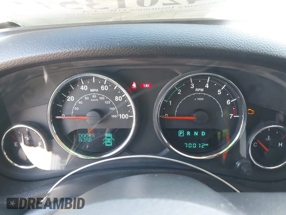 2017 Jeep Wrangler Unlimited Sahara with VIN 1C4BJWEG5HL588535, listed as a IAAI auction lot 42013571 with 70,012 mi miles. Bid and sale history available at carsss.com. Image 7.