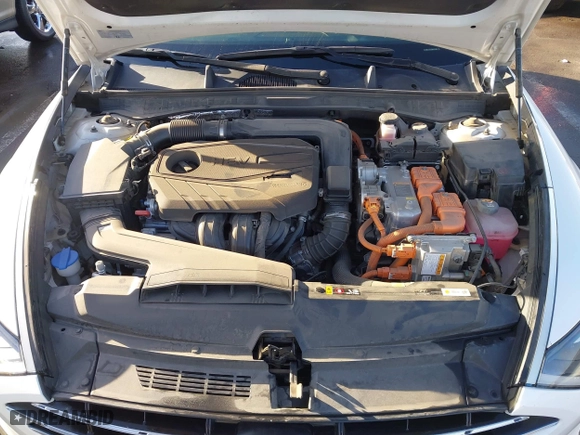 2021 Hyundai Sonata Hybrid SEL with VIN KMHL34JJ0MA024040, listed as a IAAI auction lot 41597221 with 54,891 mi miles. Bid and sale history available at carsss.com. Image 10.