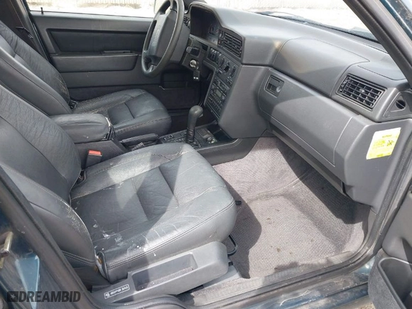 1996 Volvo S70 with VIN YV1LS5548T2285128, listed as a IAAI auction lot 41754769 with 109,101 mi miles. Bid and sale history available at carsss.com. Image 5.