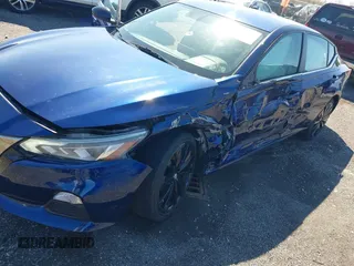 2019 Nissan Altima SR with VIN 1N4BL4CV4KC117733, listed as a IAAI auction lot 41977198 with 56,167 mi miles and . Bid and sale history available at carsss.com. Image 6.