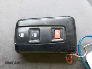 2005 Toyota Prius with VIN JTDKB22U353110142, listed as a IAAI auction lot 42197390 with 254,471 mi miles and . Bid and sale history available at DreamBid. Image 11.