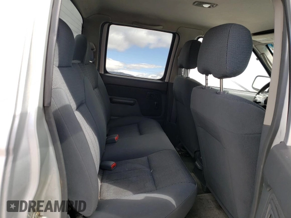 2004 Nissan Frontier SC z VIN 1N6MD29Y64C422771, wystawiony jako Copart lot #47132115 z przebiegiem 151 009 mil mil oraz Szkoda całkowita • Salvage title. Historia ofert i sprzedaży dostępna na DreamBid. Obrazek 12.