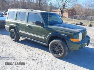 2006 Jeep Commander with VIN 1J8HH48KX6C339759, listed as a IAAI auction lot 41387675 with 259,918 mi miles. Bid and sale history available at carsss.com. Image 1.