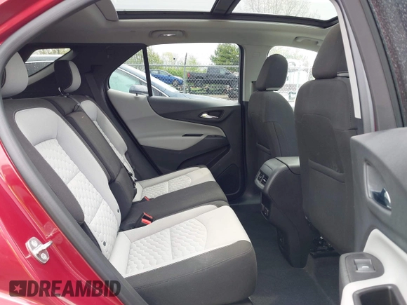 2018 Chevrolet Equinox LT with VIN 2GNAXSEV5J6340521, listed as a IAAI auction lot 42112332 with 57,857 mi miles. Bid and sale history available at carsss.com. Image 8.