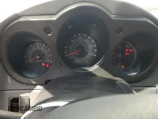 2002 Nissan Xterra XE z VIN 5N1ED28YX2C582878, wystawiony jako Copart lot #59731765 z przebiegiem 197 637 mil mil oraz Nie do naprawy • Non repairable. Historia ofert i sprzedaży dostępna na DreamBid. Obrazek 9.