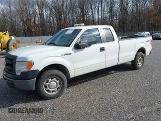 2013 Ford F-150 XL z VIN 1FTFX1EF9DKE83572, wystawiony jako IAAI lot #41435726 z przebiegiem 294 551 mil mil oraz . Historia ofert i sprzedaży dostępna na DreamBid. Obrazek 2.