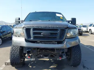 2007 Ford F-150 XLT с VIN 1FTPW14547KD05704, выставлен на аукционе IAAI как лот 42477549 с пробегом 303 039 миль миль и . История ставок и продаж доступна на DreamBid. Изображение 12.