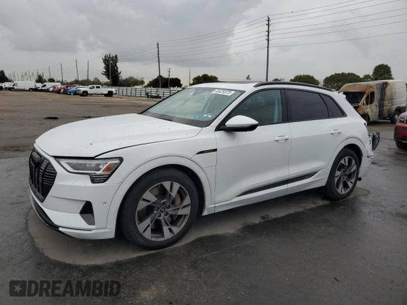 2022 Audi e-tron Premium with VIN WA1AAAGE9NB038342, listed as a Copart auction lot 46429375 with 39,636 mi miles and Non Repairable. Bid and sale history available at DreamBid. Image 1.