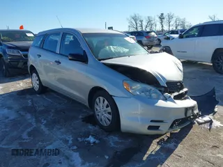2004 Toyota Matrix Std with VIN 2T1LR32E24C259257, listed as a IAAI auction lot 41423129 with 1 mi miles. Bid and sale history available at carsss.com. Image 1.