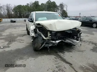 2010 Dodge 1500 SLT z VIN 1D7RV1CT1AS227326, wystawiony jako Copart lot #44240065 z przebiegiem Nie podano mil oraz Szkoda całkowita • Salvage title. Historia ofert i sprzedaży dostępna na DreamBid. Obrazek 11.