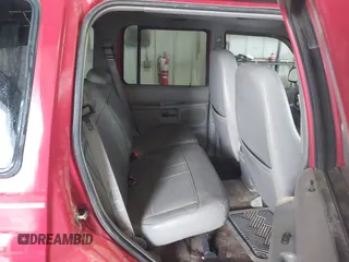 1998 Ford Explorer XLT z VIN 1FMZU35P3WUA50049, wystawiony jako IAAI lot #42239678 z przebiegiem 159 126 mil mil oraz . Historia ofert i sprzedaży dostępna na DreamBid. Obrazek 8.