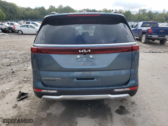 2022 Kia Carnival SX with VIN KNDNE5H30N6167806, listed as a Copart auction lot 70688734 with 29,980 mi miles and Salvage Title. Bid and sale history available at carsss.com. Image 6.
