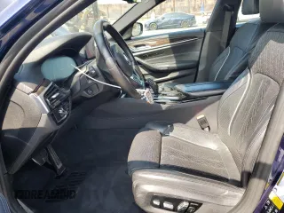 2019 BMW 5 Series M550i xDrive with VIN WBAJB9C51KB464722, listed as a Copart auction lot 53575135 with 70,187 mi miles and Salvage title. Bid and sale history available at DreamBid. Image 7.