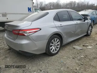 2020 Toyota Camry LE with VIN 4T1L11AK6LU337460, listed as a Copart auction lot 48389195 with 110,684 mi miles and Salvage Title. Bid and sale history available at carsss.com. Image 3.