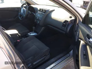 2011 Nissan Altima S with VIN 1N4AL2AP0BN487408, listed as a IAAI auction lot 41675403 with 184,476 mi miles and . Bid and sale history available at DreamBid. Image 5.
