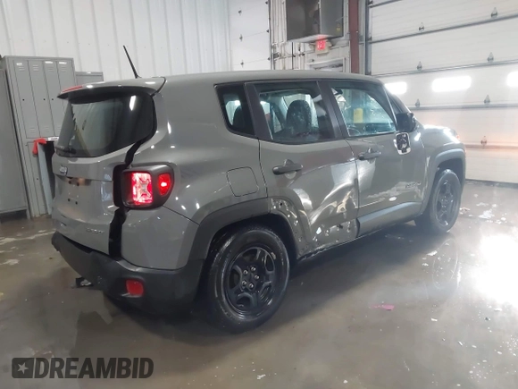 2020 Jeep Renegade Sport with VIN ZACNJAAB8LPL19375, listed as a IAAI auction lot 41233560 with 17,248 mi miles and . Bid and sale history available at carsss.com. Image 4.