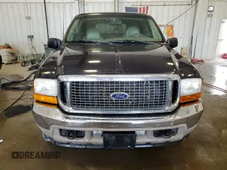 2001 Ford Excursion Limited z VIN 1FMSU43F81EC12990, wystawiony jako Copart lot #56883255 z przebiegiem 299 713 mil mil oraz Tytuł czysty. Historia ofert i sprzedaży dostępna na DreamBid. Obrazek 5.