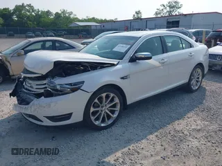 2016 Ford Taurus Limited z VIN 1FAHP2F89GG157721, wystawiony jako IAAI lot #42358132 z przebiegiem 108 384 mil mil oraz . Historia ofert i sprzedaży dostępna na DreamBid. Obrazek 17.