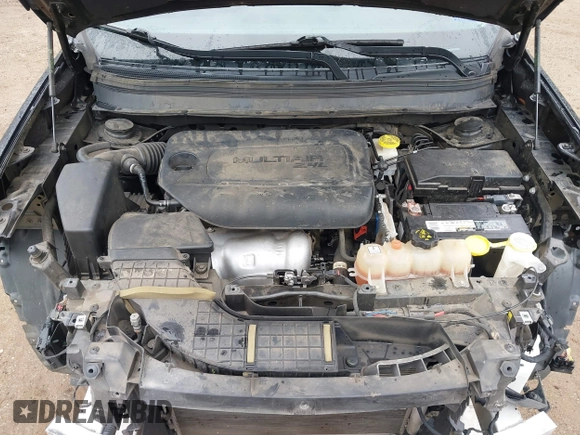 2020 Jeep Cherokee Limited z VIN 1C4PJLDB4LD565065, wystawiony jako IAAI lot #41419155 z przebiegiem 112 152 mil mil oraz . Historia ofert i sprzedaży dostępna na DreamBid. Obrazek 10.