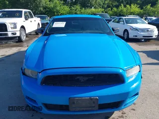 2014 Ford Mustang V6 с VIN 1ZVBP8AM0E5210769, выставлен на аукционе IAAI как лот 42537314 с пробегом 181 368 миль миль и . История ставок и продаж доступна на DreamBid. Изображение 12.