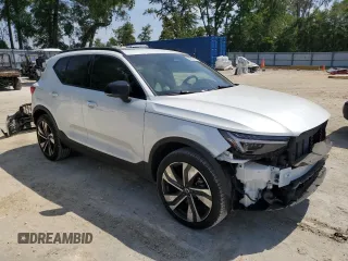 2024 Volvo XC40 Ultimate Dark Theme z VIN YV4L12UM7R2314522, wystawiony jako Copart lot #54007415 z przebiegiem 2 865 mil mil oraz Szkoda całkowita • Salvage title. Historia ofert i sprzedaży dostępna na DreamBid. Obrazek 4.