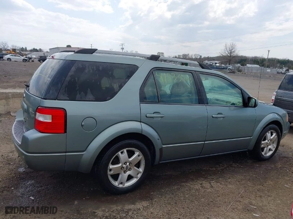 2006 Ford Freestyle Limited with VIN 1FMDK06106GA17968, listed as a IAAI auction lot 41833463 with NaN miles. Bid and sale history available at carsss.com. Image 13.