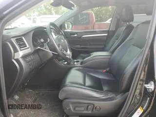 2018 Toyota Highlander SE with VIN 5TDJZRFH4JS547038, listed as a Copart auction lot 59465975 with 93,456 mi miles and Salvage title. Bid and sale history available at DreamBid. Image 7.