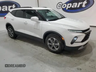 2024 Chevrolet Blazer LT with VIN 3GNKBJR43RS163527, listed as a Copart auction lot 42682745 with 22,883 mi miles and Clean title. Bid and sale history available at DreamBid. Image 4.