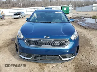 2018 Kia Niro LX with VIN KNDCB3LC2J5114200, listed as a Copart auction lot 43015215 with 172,600 mi miles and Salvage Title. Bid and sale history available at carsss.com. Image 5.