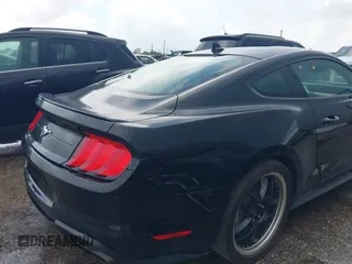 2022 Ford Mustang EcoBoost with VIN 1FA6P8TH8N5140335, listed as a IAAI auction lot 42507630 with 9,724 mi miles and . Bid and sale history available at DreamBid. Image 4.