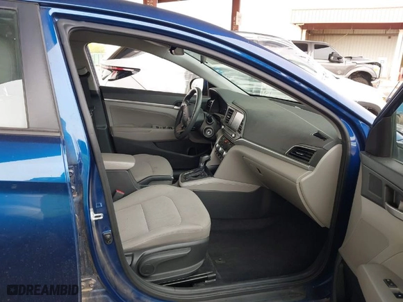 2020 Hyundai Elantra Value Edition with VIN 5NPD84LF5LH561643, listed as a IAAI auction lot 41809061 with 88,270 mi miles. Bid and sale history available at carsss.com. Image 5.