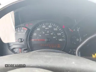 2005 Nissan Titan LE z VIN 1N6AA07B05N557667, wystawiony jako IAAI lot #42292562 z przebiegiem 197 874 mil mil oraz . Historia ofert i sprzedaży dostępna na DreamBid. Obrazek 7.