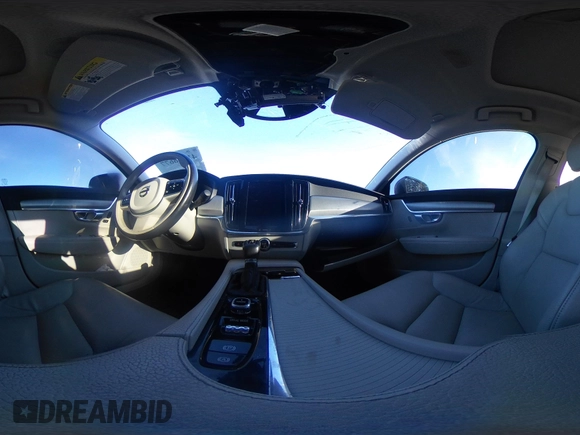 2017 Volvo S90 Momentum with VIN YV1A22MK0H1014633, listed as a IAAI auction lot 41266677 with 46,470 mi miles. Bid and sale history available at carsss.com. Image 19.