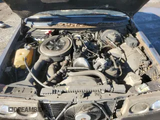 1984 Mercedes-Benz 300 D with VIN WDBAB33A2EA078638, listed as a Copart auction lot 87009344 with 274,549 mi miles and Clean Title. Bid and sale history available at DreamBid. Image 11.