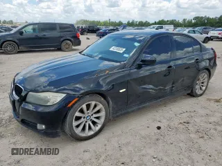 2011 BMW 3 Series 328i with VIN WBAPH7G50BNN05430, listed as a Copart auction lot 62200835 with 144,839 mi miles and Clean title. Bid and sale history available at DreamBid. Image 1.