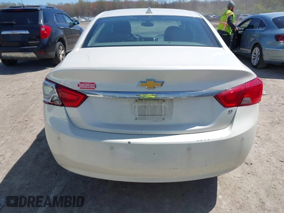 2014 Chevrolet Impala LT with VIN 2G1115SL4E9222651, listed as a IAAI auction lot 42066230 with 190,679 mi miles and . Bid and sale history available at DreamBid. Image 16.