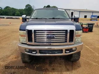 2008 Ford F-250 XL z VIN 1FTSW21R58ED32756, wystawiony jako Copart lot #60530325 z przebiegiem 165 089 mil mil oraz Czysty tytuł • Clean title. Historia ofert i sprzedaży dostępna na DreamBid. Obrazek 5.