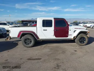 2022 Jeep Gladiator Mojave with VIN 1C6JJTEG6NL100383, listed as a IAAI auction lot 40712989 with 35,283 mi miles. Bid and sale history available at carsss.com. Image 13.