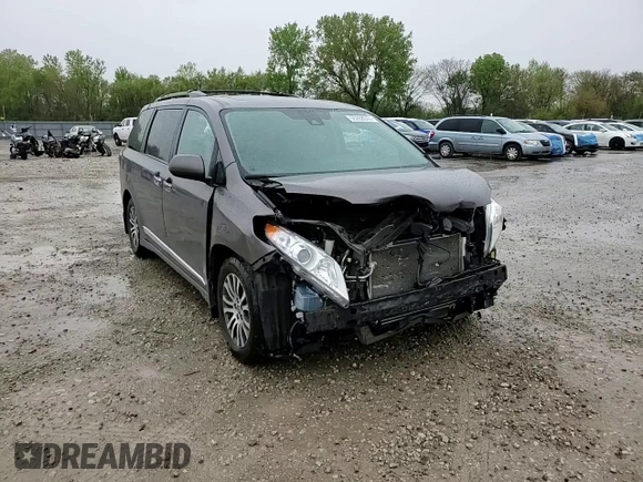 2020 Toyota Sienna XLE Auto Access Seat with VIN 5TDYZ3DC3LS079258, listed as a Copart auction lot 55288045 with 92,147 mi miles and Salvage title. Bid and sale history available at DreamBid. Image 15.