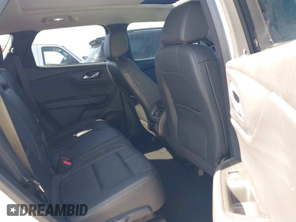 2022 Chevrolet Blazer LT z VIN 3GNKBDRS0NS135906, wystawiony jako IAAI lot #42070239 z przebiegiem 127 017 mil mil oraz . Historia ofert i sprzedaży dostępna na DreamBid. Obrazek 8.