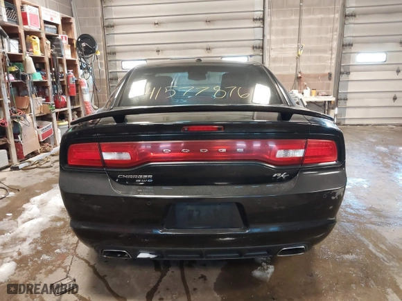2011 Dodge Charger RT Max with VIN 2B3CM5CT1BH548996, listed as a IAAI auction lot 41577876 with 191,585 mi miles. Bid and sale history available at carsss.com. Image 16.