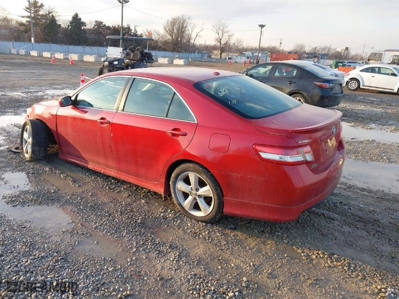 2011 Toyota Camry LE with VIN 4T1BF3EK6BU764476, listed as a IAAI auction lot 41671289 with 157,016 mi miles. Bid and sale history available at carsss.com. Image 3.
