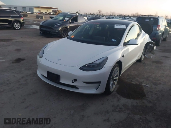 2021 Tesla Model 3 Standard Range Plus z VIN 5YJ3E1EA3MF043860, wystawiony jako IAAI lot #41214748 z przebiegiem 32 753 mil mil oraz . Historia ofert i sprzedaży dostępna na DreamBid. Obrazek 16.