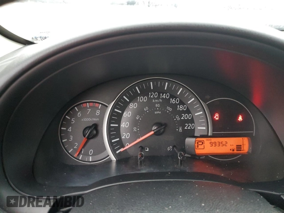 2017 Nissan Micra S z VIN 3N1CK3CP6HL260759, wystawiony jako Copart lot #88454385 z przebiegiem 99 352 mil mil oraz Tytuł czysty. Historia ofert i sprzedaży dostępna na DreamBid. Obrazek 9.