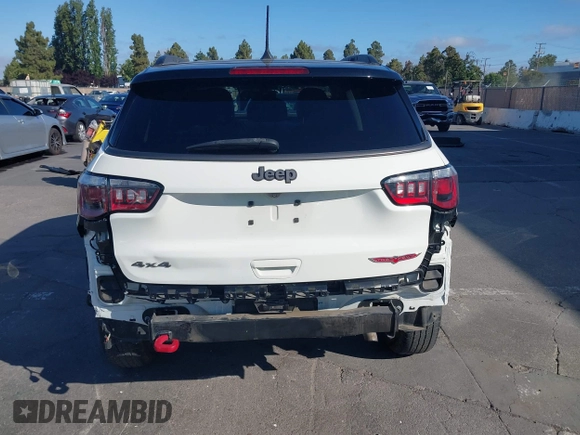 2020 Jeep Compass Trailhawk with VIN 3C4NJDDB4LT144129, listed as a IAAI auction lot 42582688 with 67,112 mi miles and . Bid and sale history available at DreamBid. Image 17.