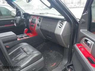 2008 Ford Expedition Limited with VIN 1FMFU20508LA36640, listed as a IAAI auction lot 41873154 with 185,826 mi miles. Bid and sale history available at carsss.com. Image 5.
