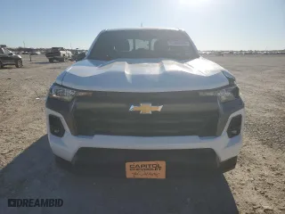 2024 Chevrolet Colorado 2WD LT with VIN 1GCPSCEK6R1232632, listed as a Copart auction lot 43398895 with 6,805 mi miles and Salvage Title. Bid and sale history available at carsss.com. Image 5.